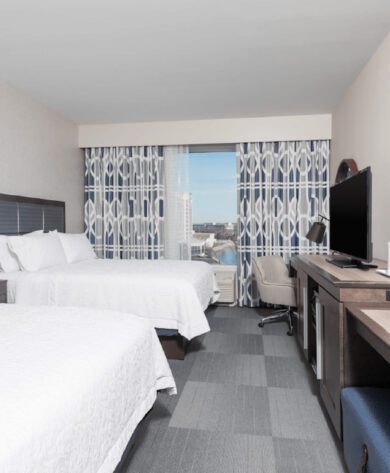 Hampton Inn & Suites – Indianapolis / Keystone, IN